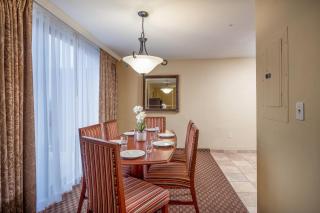 Clarion Collection Hotel Arlington Court Suites - Arlington - 3