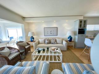 Waterfront Seafront cottage C3 - Mondesa - 3
