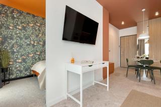 Stylowy Apartament w Gdańsku Blisko Plaży Siłownia i Parking by Noclegi Renters - Danzig - 2