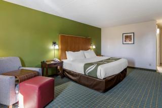 Quality Inn Lexington -Horse Park - 6