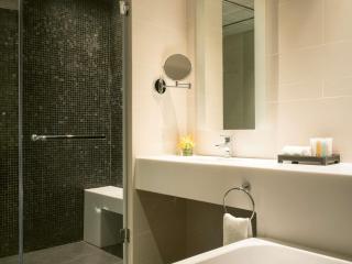 Mövenpick Hotel Sukhumvit 15 Bangkok - 1