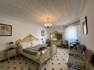 Spacious City Centre Apartment in Tangier - Tangier - 5