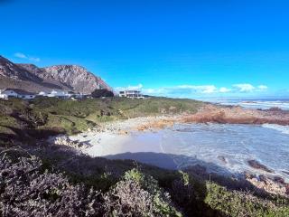 Retro Tropicana - Hermanus - 3