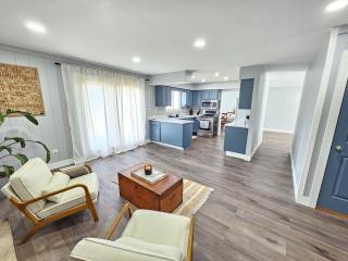 Modern Oasis: Gurnee Getaway - Gurnee - 4