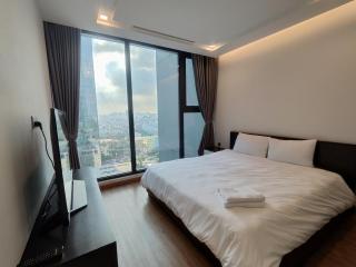 Apartment in Vinhomes Metropolis Lieu Giai - Hanoi - 1