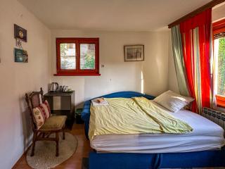 Cozy room with a bathroom - Sarajevo - 7