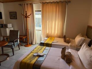 Hotel Pension Steiner - Windhoek - 2