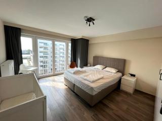 A spacious and modern 3-bedroom apartment with stunning sea view T2 - 5