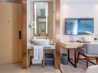 Lavande Hotel Shenzhen International Convention and Exhibition Center Huafa Ice and Snow World Branch - 8