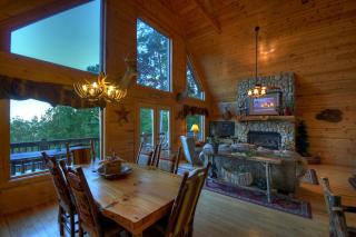 The View Sweeping mountain views gas fireplace game room hot tub - Blue Ridge - 5