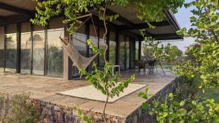 RajNikas Farm Pet friendly Glass House with pool - Behror - 6