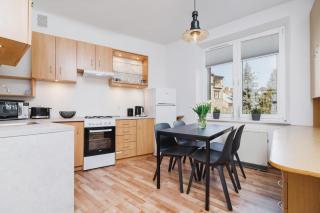 Spacious Studio in a Great Location by Noclegi Renters - Krakau - 8
