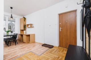Spacious Studio in a Great Location by Noclegi Renters - Krakau - 1