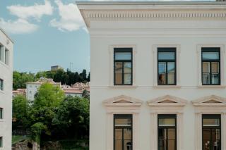 The Queen's Bridge x4 Piazza Unità 2 - 3