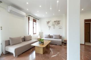 Luxury, entire, 2-10 person apartment in ilioupoli - Athen - 3