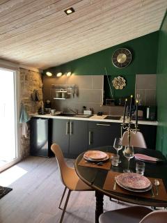 Gîte de charme romantique avec Spa privatif l'Echappée bulles - Chambon - 8