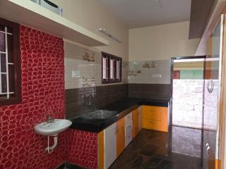 Royal Peters Holiday Homes, Main Falls, Coutralam - Kuttālam - 7