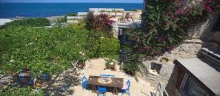HelloAPULIA - Sweet Trullo on the Beach - Unique Seafront house with Direct Beach "Ponte Lama" Access and Private Patio - Trani - 3