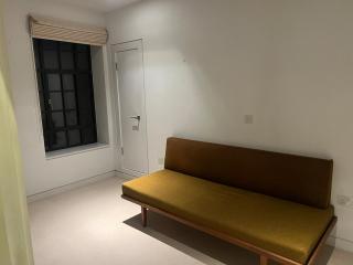 Spacious 4 Bed Home - 5 min walk to 2 Stations - Londra - 8