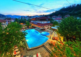 Edi Hotel - Zlatograd - 0