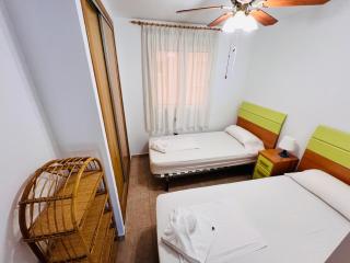 Residencia Dos Mares I, Bloque 3, Escalera 1, 2º C - 9