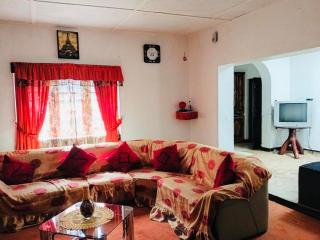 ANN FIELD BUNGALOW Home Stay - 0