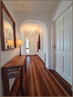 Double & Single Room Options in Quiet, Relaxing Home in Frankfield - 3