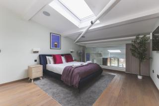 TLH 2 by Artsy - London - 0