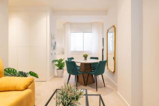 REDING Beach & Center City - 8