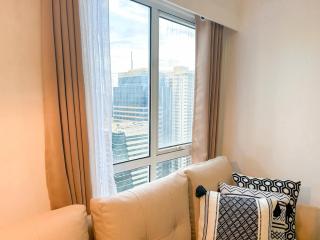 2bedroom Loft Apartment within BGC - Manila - 4