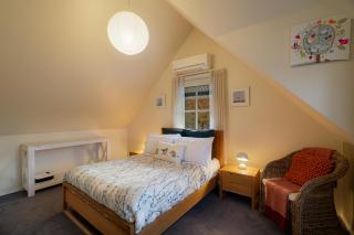 BlueMill Cottage - Bright - 8
