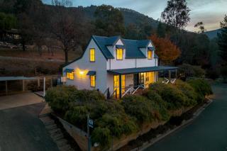 BlueMill Cottage - Bright - 0