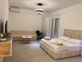 Isufi Modern Studio - Saranda - 8