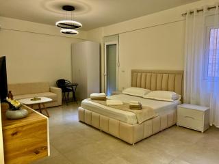 Isufi Modern Studio - Saranda - 7