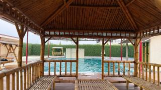 Shreehans Farms in Noida top covered Pool - Greater Noida - 6