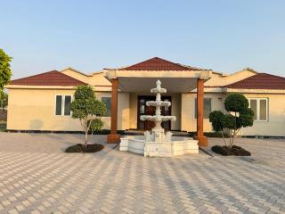 Shreehans Farms in Noida top covered Pool - Greater Noida - 3