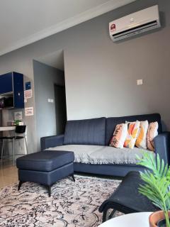 Casahome by Irdina Meru- 8pax -10pax - 5