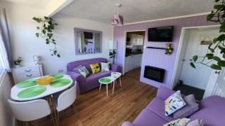 Stunning Chalet In The Charming Seaside Village Of Scratby, Norfolk Ref 51017S - Great Yarmouth - 9