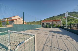 Villa Lovorika - Padel, Cageball, Basketball & Heated Pool - Trnbusi - 6