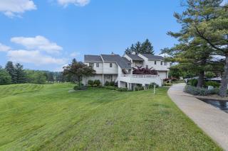 Beautiful Comfy 2 Bedroom Condo Stunning Golf Course Views 5166 - Traverse City - 6