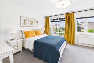 3 bed modern townhouse with self check in, sleeps 6, 35mins direct train to London Waterloo, zone 6 - Ewell - 8