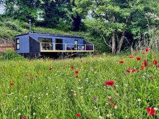Heron - Luxurious Off-Grid Eco Cabin with River views - Market Drayton - 0