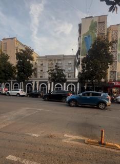 City Center Apartment - Tirana - 8