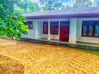 Bandara Residency - Nikawatawana - 0