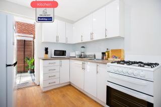 Centrally Located Ocean Retreat By One Luxe Stay Serviced Apartment & Vacation Rental Manly, Sydney Family & Couple Friendly Apartment - Sydney - 8