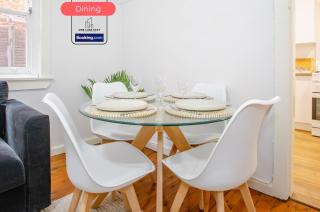 Centrally Located Ocean Retreat By One Luxe Stay Serviced Apartment & Vacation Rental Manly, Sydney Family & Couple Friendly Apartment - Sydney - 7
