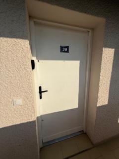 Appartement avec Loggia paisible, à 500m de la plage - vue dégagée & parking privé - 7
