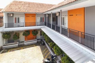 Hotel O Garut near Alun-Alun Tarogong formerly Wisma Etiga - Garut - 6