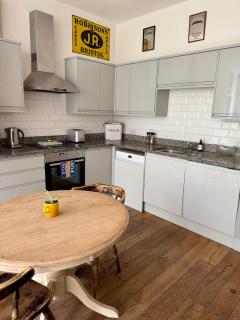 Waterloo Apartment Two - Radstock - 4