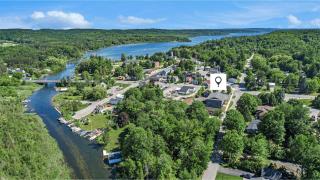 The Birches - Condotel Downtown Lake Leelanau ➠ Unit 4 - 9